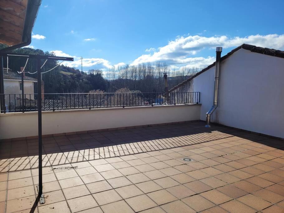 Casa Julio, Bonita Casa Comoda Y Espaciosa, Totalmente Reformada Con Terraza Y Jardin Privado Riezu Exteriér fotografie