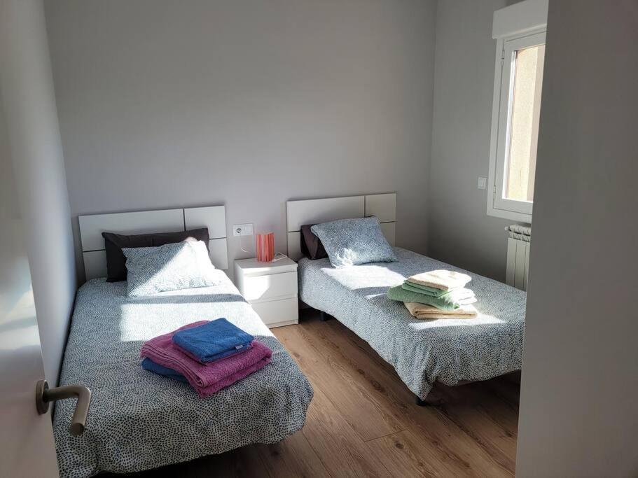 Casa Julio, Bonita Casa Comoda Y Espaciosa, Totalmente Reformada Con Terraza Y Jardin Privado Riezu Exteriér fotografie